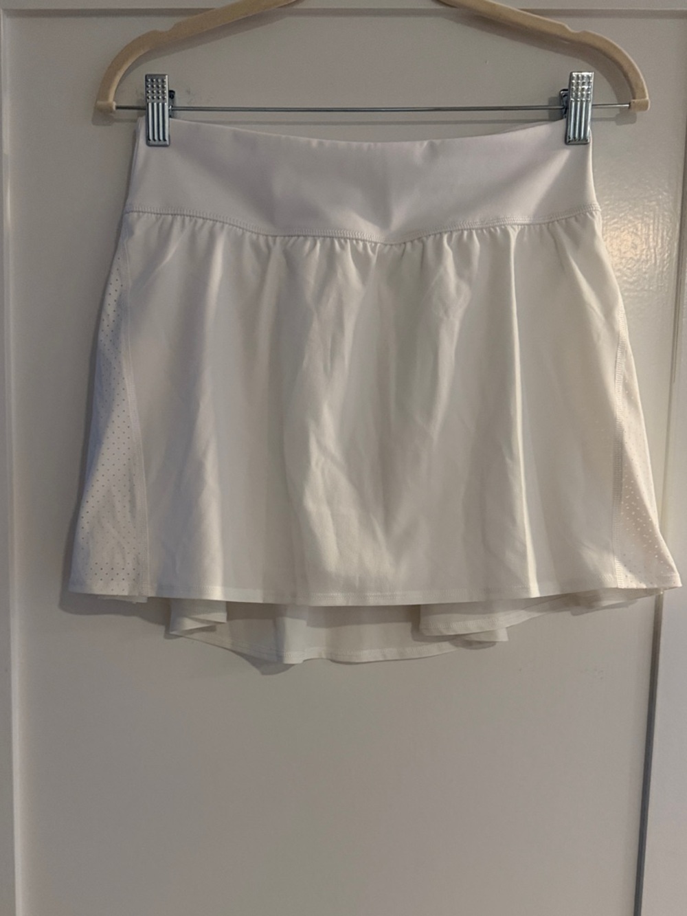 Spanx Skort 14" in White | Size Medium